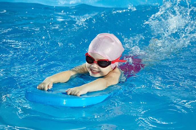 Schwimmkurse im Hallenbad